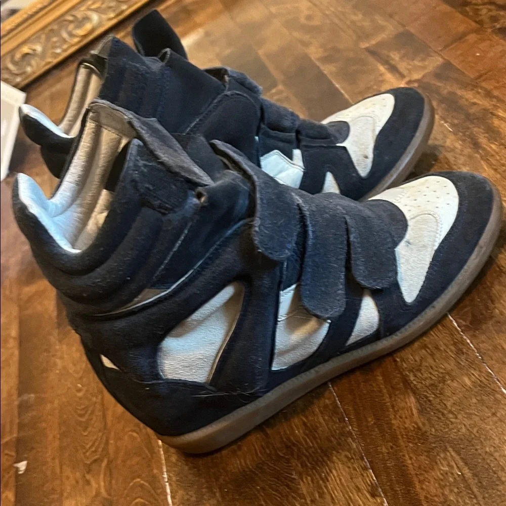 Isabel Marant Beckett sneaker with built in wedge Bluish Black and White - Picture 5 of 6